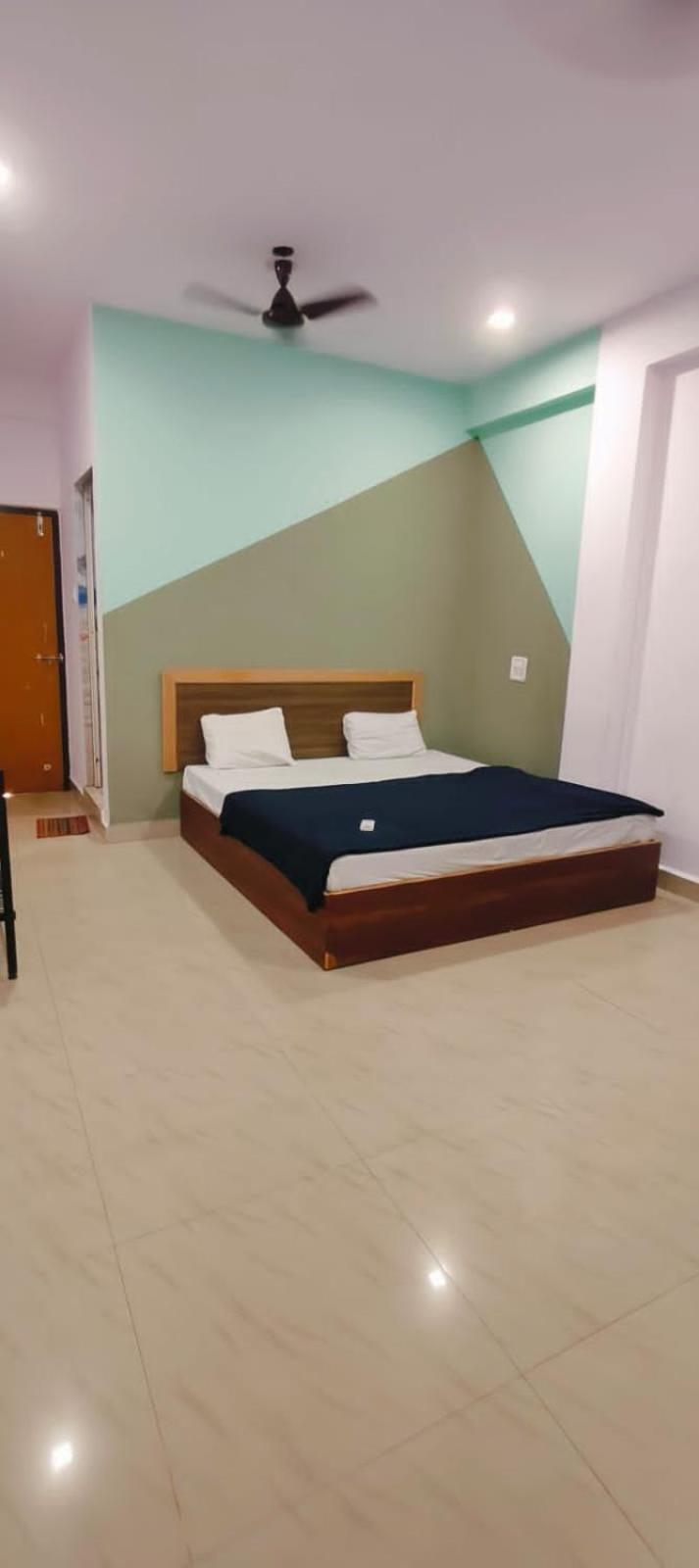 Esther Guest House Calangute Zimmer foto